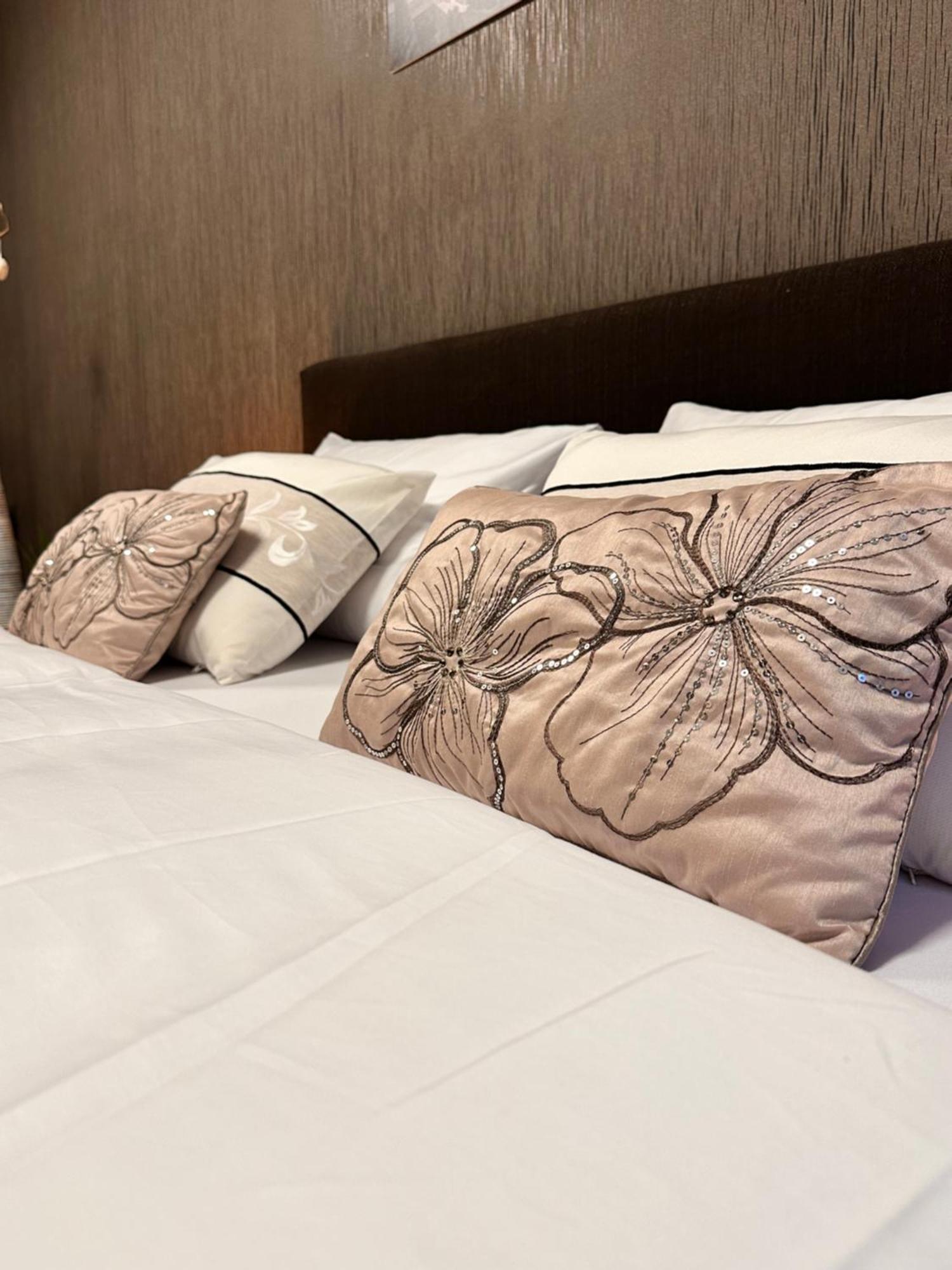 Apartman Leonardo - City Center 트르나바 외부 사진